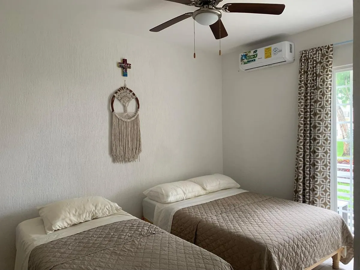Vive Tus Vacaciones, Depa Nuevo Playa Del Carmen Apartment 0*,